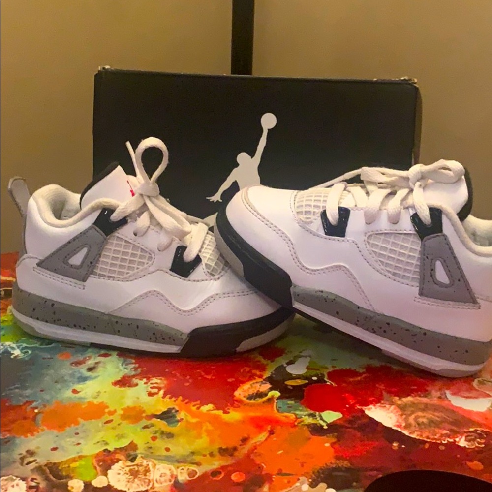 Good condition Retro Jordan size 7